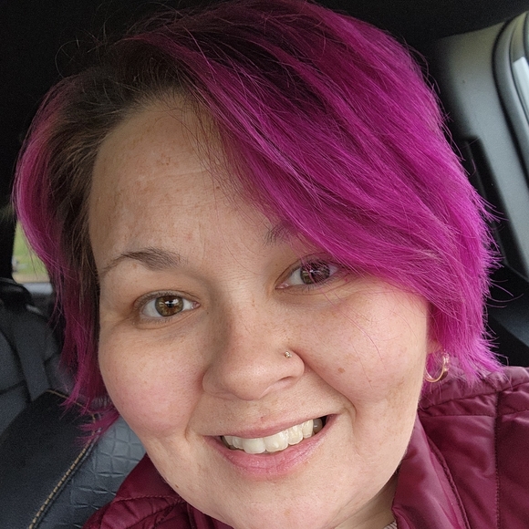 Meet your Posher, Sherry - Picture 2 of 2